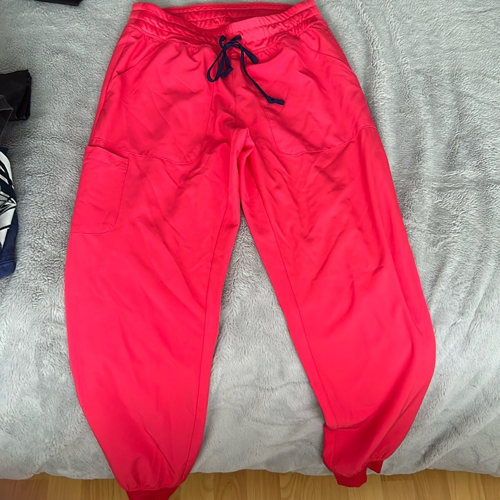 Pink women nurse pants/scrubs